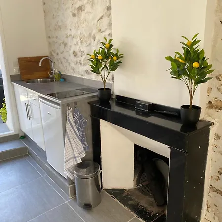 Maison De Village Sa Charmante Avec Terrasse Rum i privatbostad *
